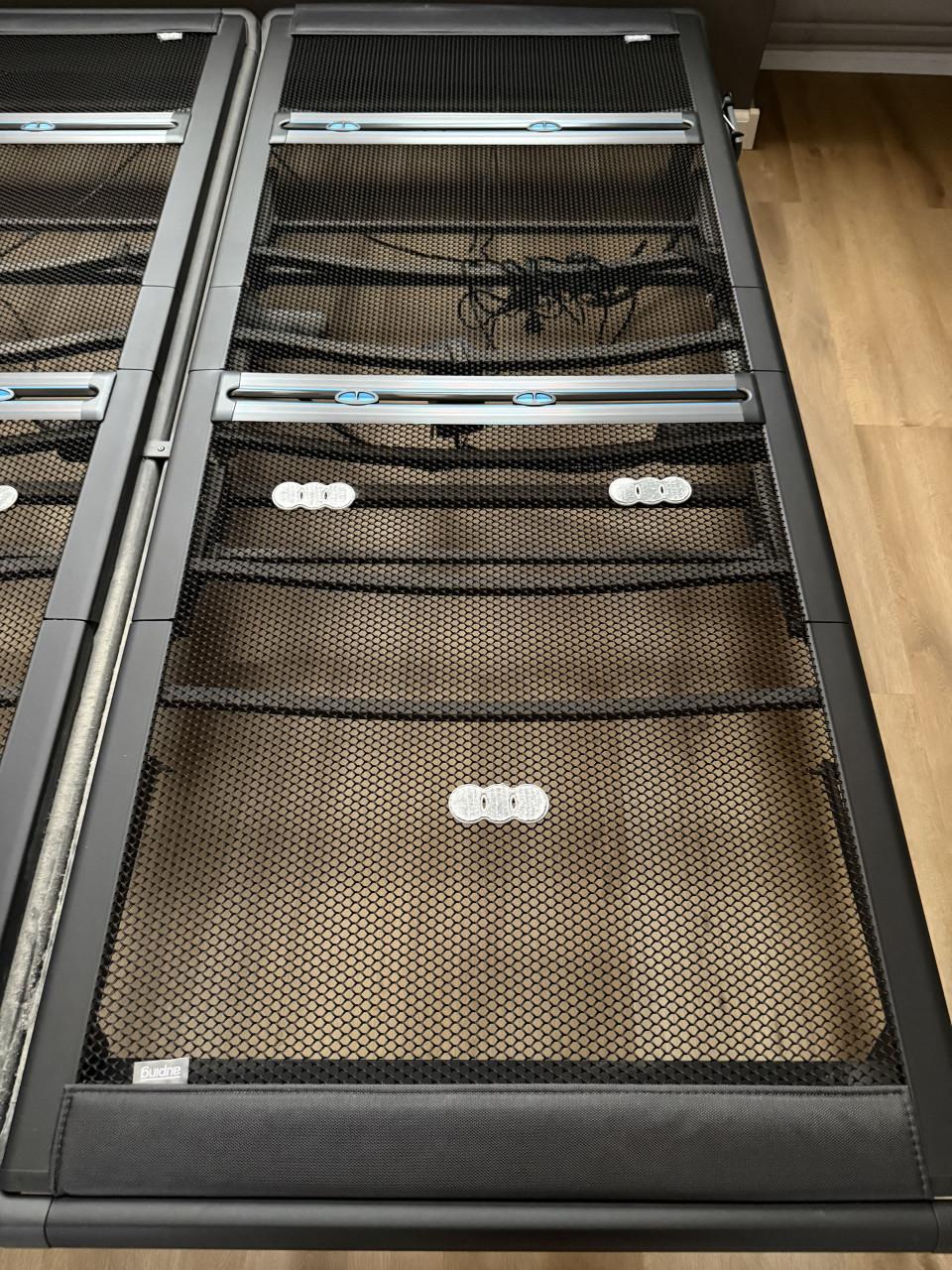 Auping elektrisch verstelbaar bed 180X210 (2X90) in goede staat
