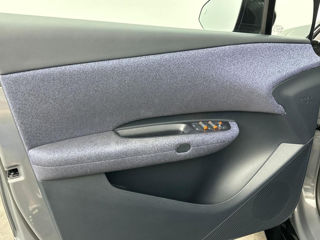 Lynk & Co 02 core 66kwh 272pk| 1600kg trekg| pano|adap.cruise| carplay | ac