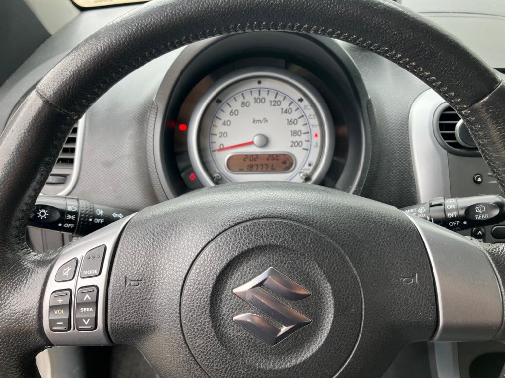 Suzuki Splash 1.0 vvt comfort airco