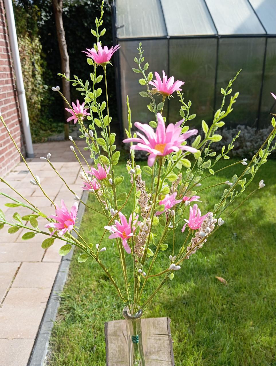 Kunstbloemen/ takken