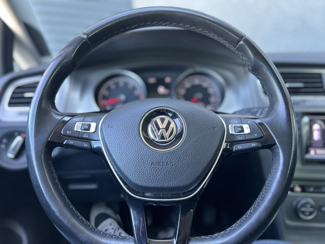 Volkswagen Golf 1.2 TSI Comfortline BlueMotion|CRUISE CONTR|