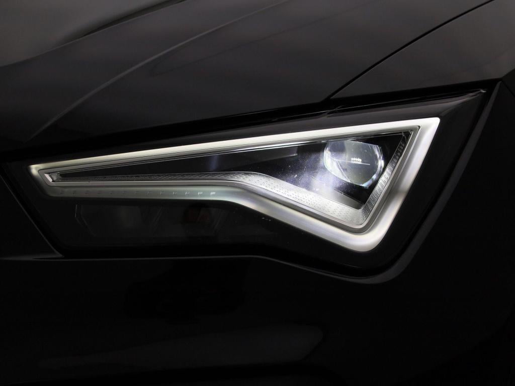 Seat Ateca 1.5 tsi style business intense | panoramadak | navigatie | apple