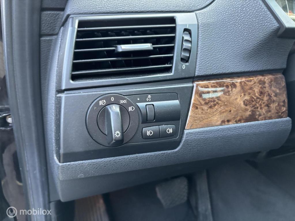 BMW X3 xdrive25i high executive