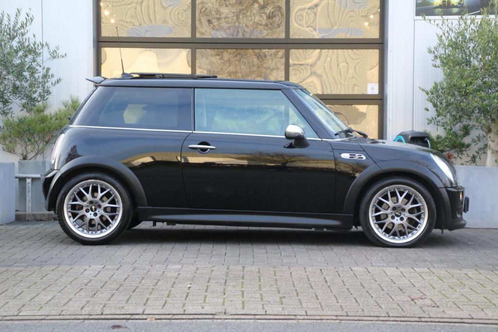 Mini Cooper mini 1.6 aut. john cooper works - pano - xenon - leder - harman