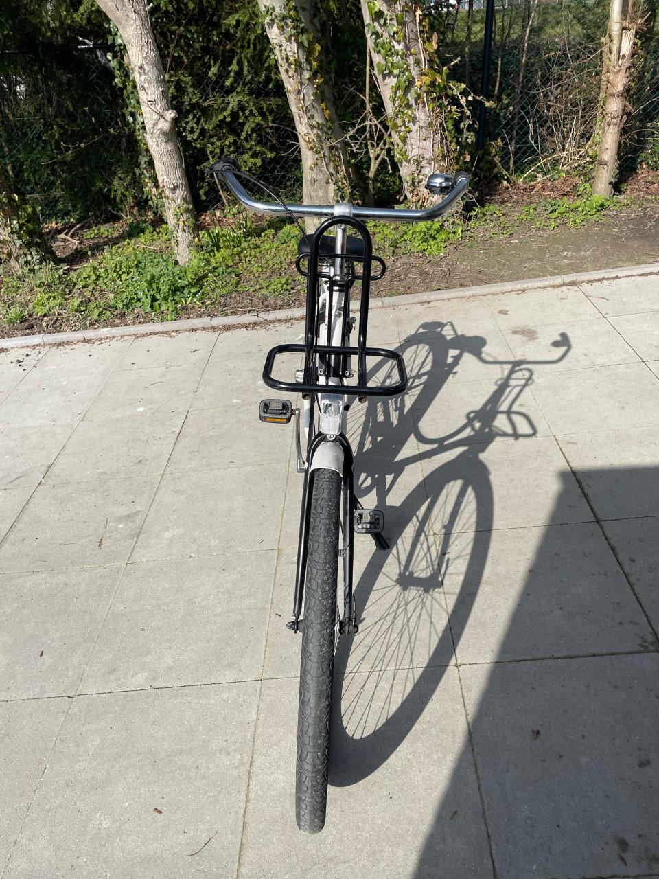 Damesfiets/ stationsfiets.