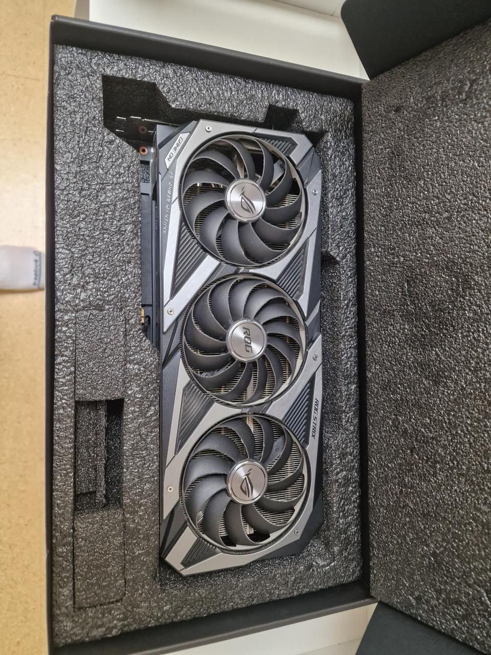 NVIDIA RTX 3080 10GB OC Edition