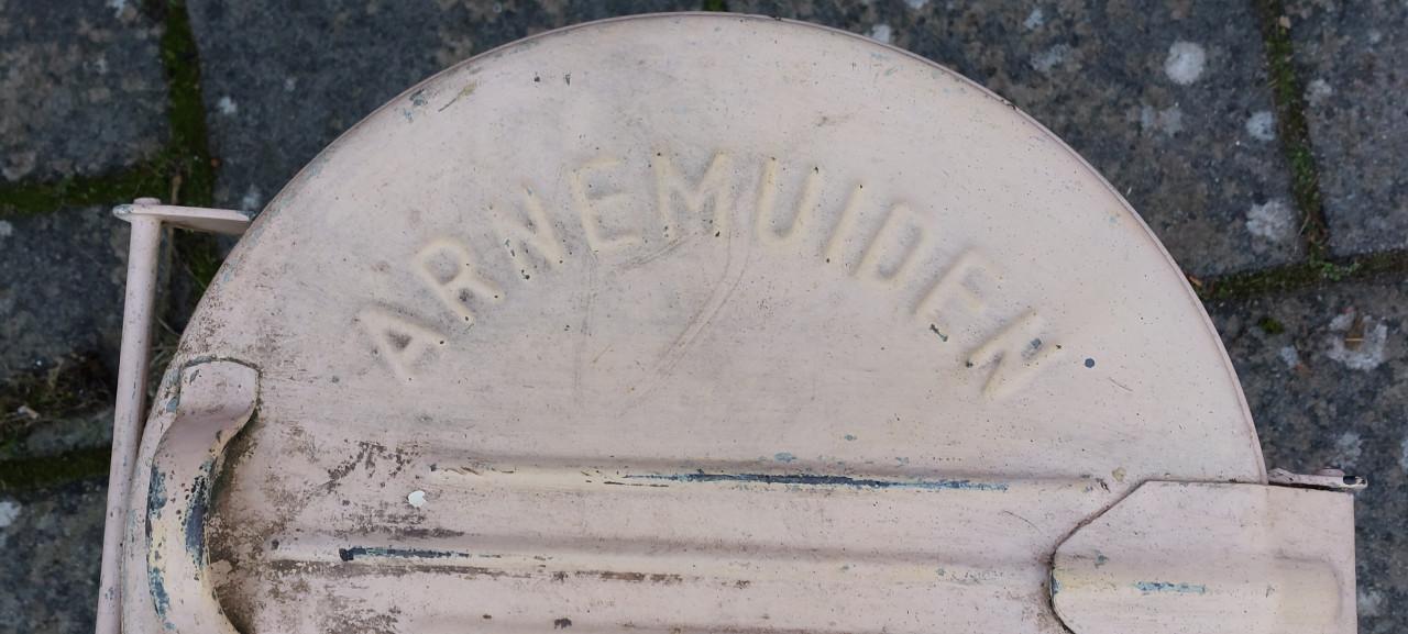 Zinken Brocante Vuilnisbak "Arnemuiden"