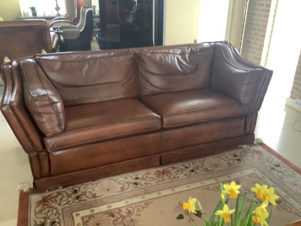 Leren Kasteelbank zo goed als nieuw