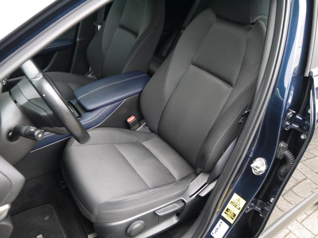 Mazda Cx-30 2.0 e-skyactiv-g m hybrid comfort|trekhaak|rijklaar