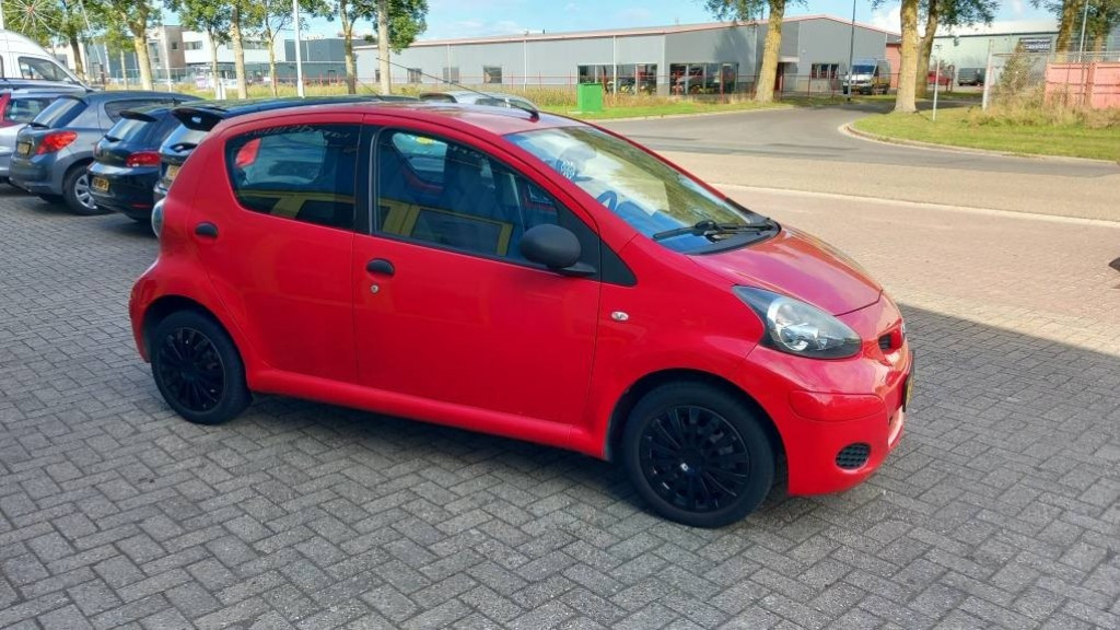 Toyota Aygo 1.0 12v access