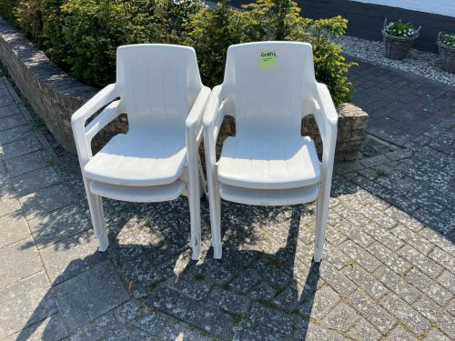 4 Tuinstoelen