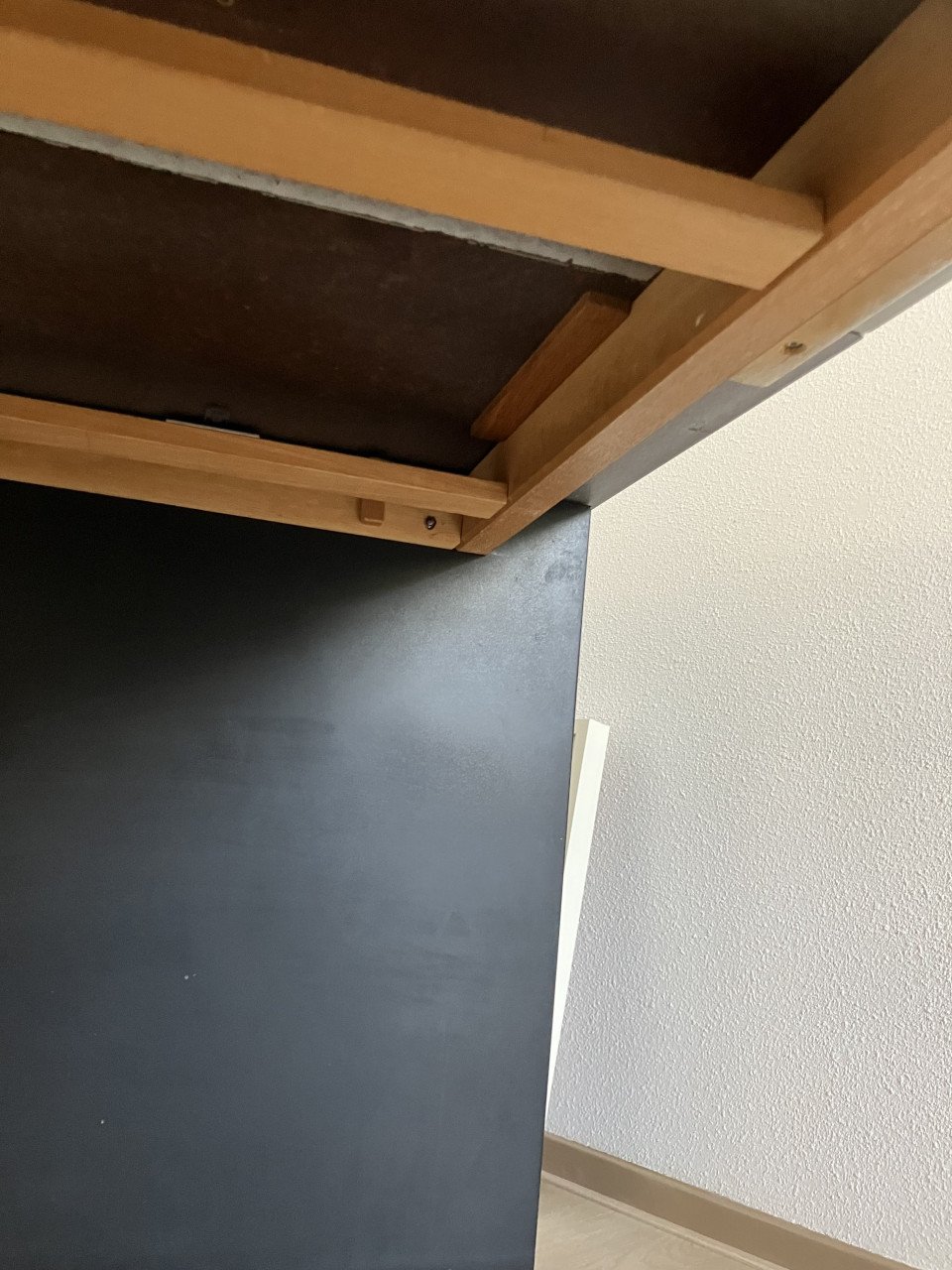 Eetkamertafel met uitschuifbaar passtuk