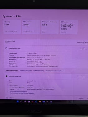 Asus all in one pc 23 inch full hd touchscreen.