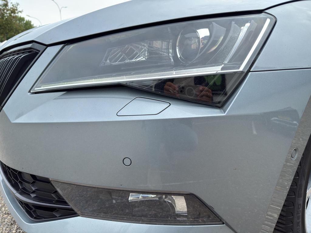 Skoda Superb 1.8 tsi sportline pano | camera | led | geheugen  | wegklap tr