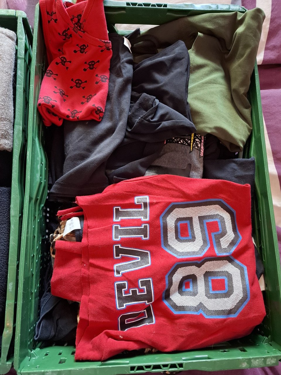 Tienerkleding / meisje pakket 170/S . >50 stuks