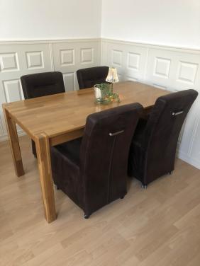 Massieve eiken eettafel