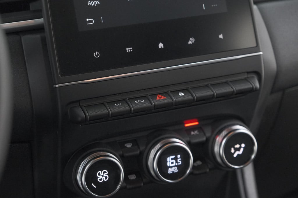 Renault Captur 1.6 e-tech full hybrid 145 techno | trekhaak | navigatie | p
