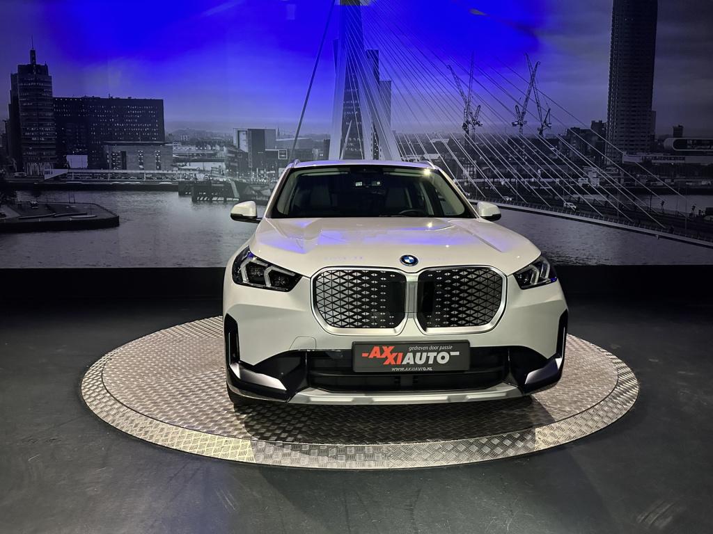 BMW Ix1 edrive20 67 kwh *leer*camera*keyless*