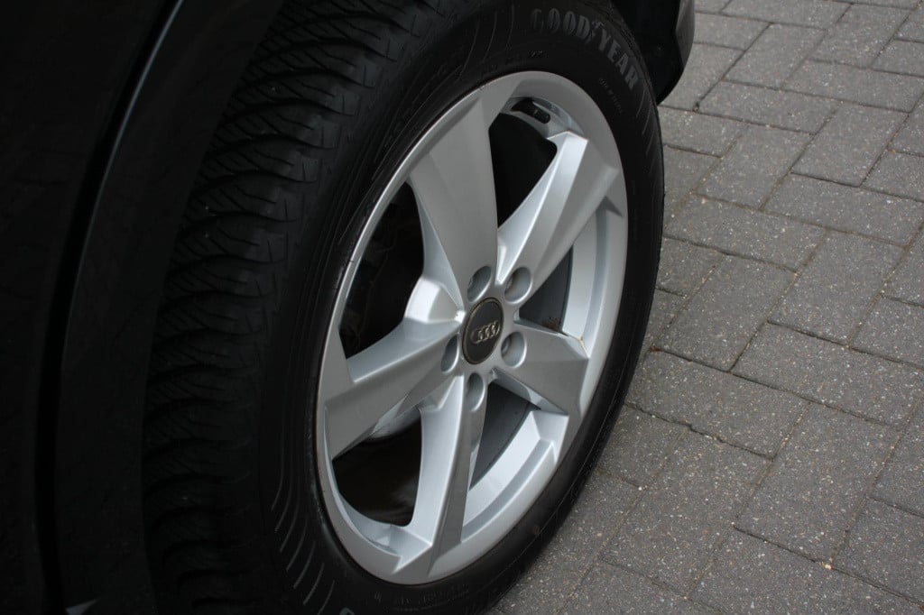 Audi Q2 1.4 tfsi sport - leder - pano - led v&a - trekhaak - navi - audi co