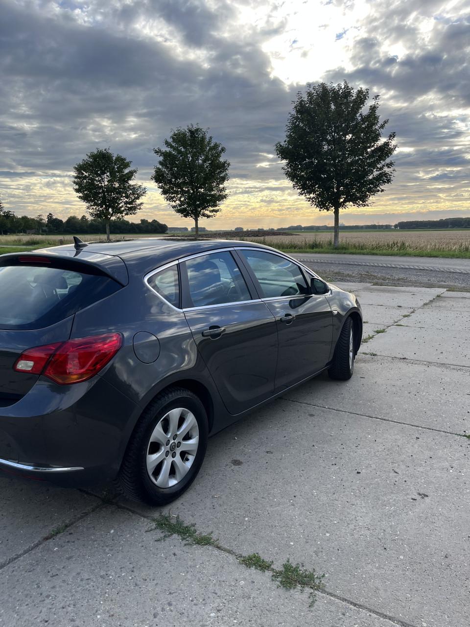 Opel Astra 1.4 Turbo