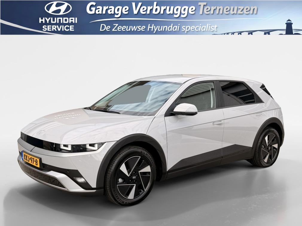 Hyundai Ioniq 5 long range pure edition 84 kwh | direct leverbaar | leder/s