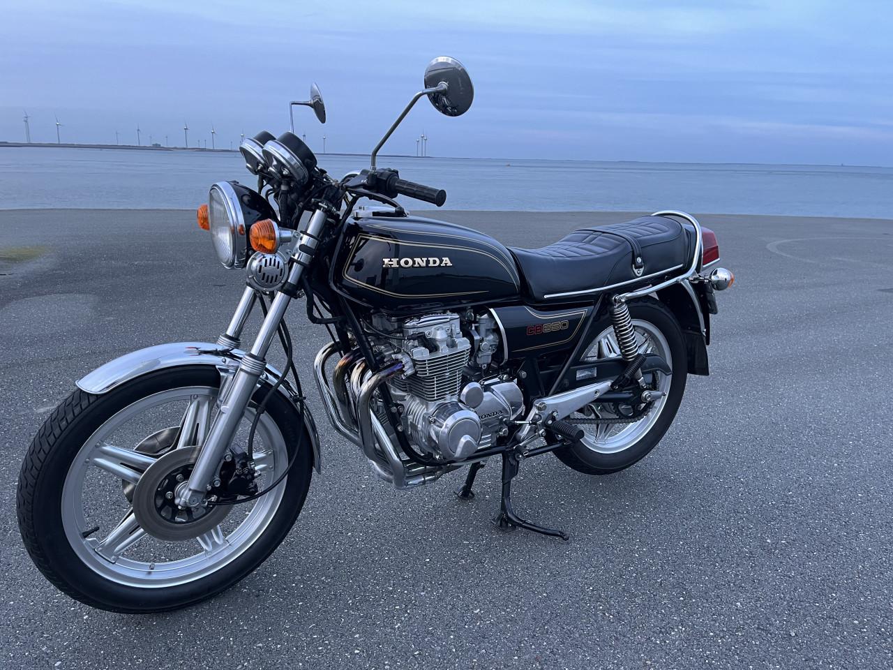 Honda CB 650 met maar 28.000km