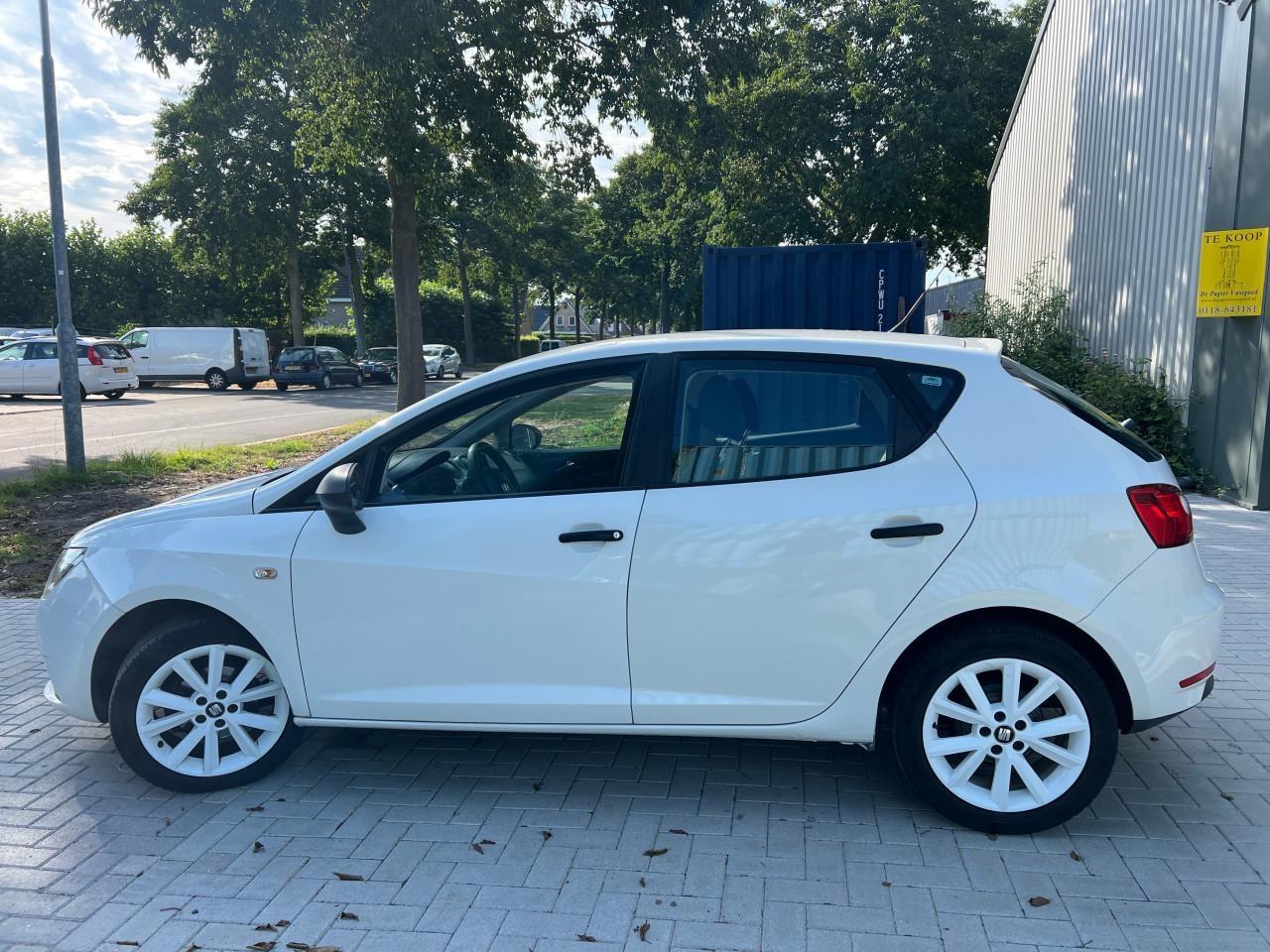 Seat Ibiza SC 1.2TSI Style Airco/Cruise/ Jaar apk