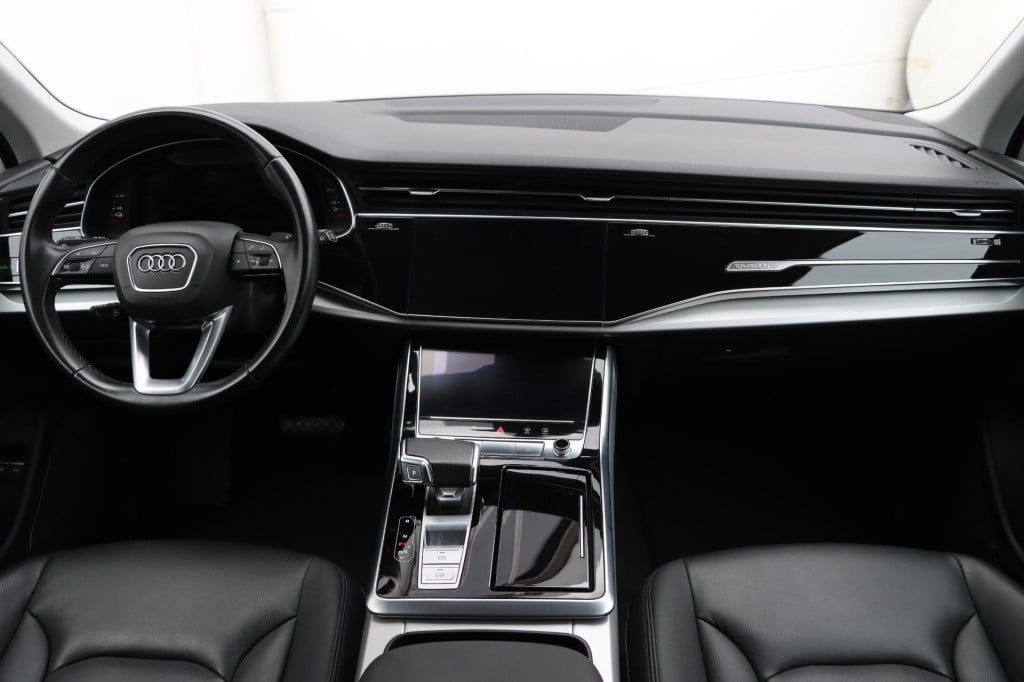 Audi Q7 55 tfsi e quattro pro line 380pk tiptronic