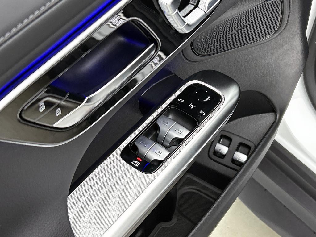 Mercedes-Benz Glc 300e 4matic sport edition | premium pakket | nightpakket 