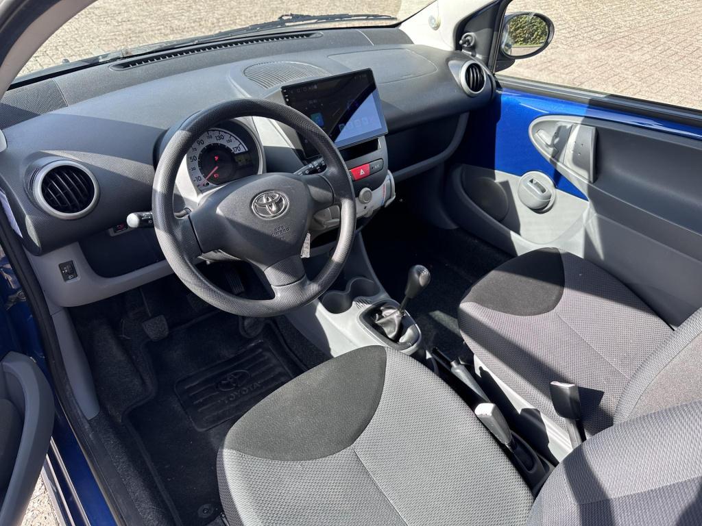 Toyota Aygo 1.0-12v +