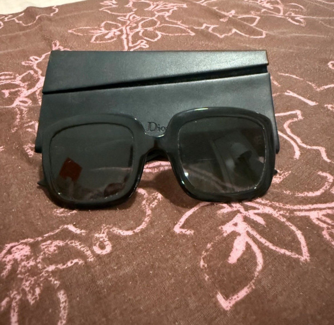 Te koop Dior sunglasses