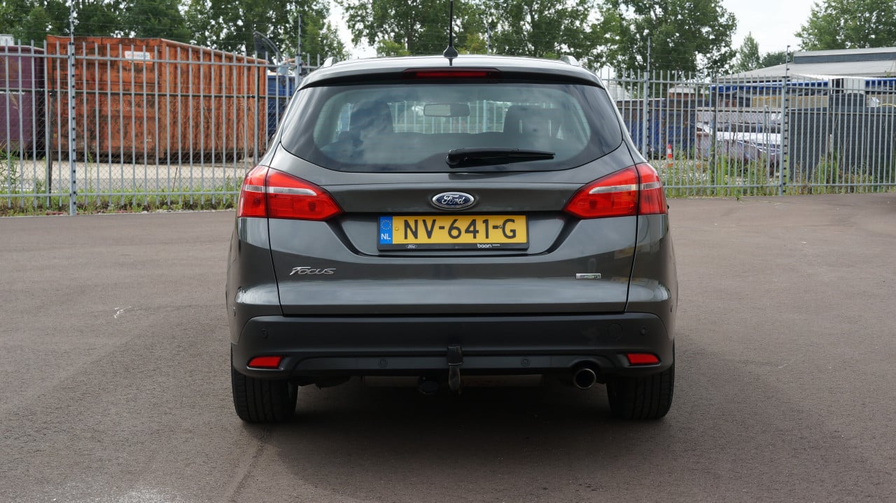 Ford Focus Wagon 1.5 Titanium rijklaar incl garantie