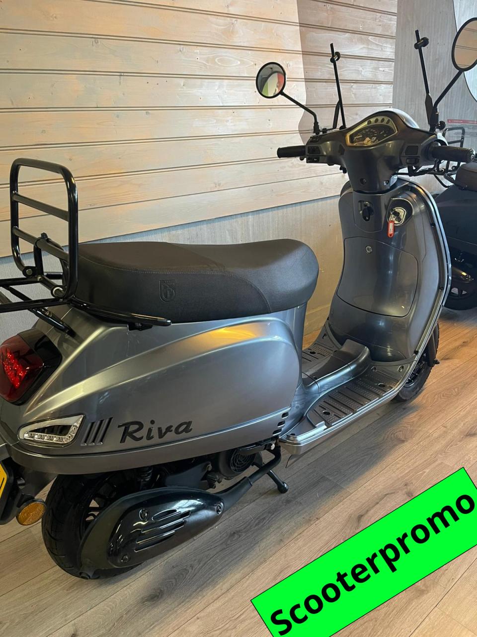 BTC RIVA ( geel kenteken)