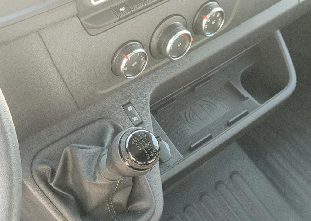 Renault Master t35 2.3 dci 135 l3h2 work edition -koelauto / airbag passagi