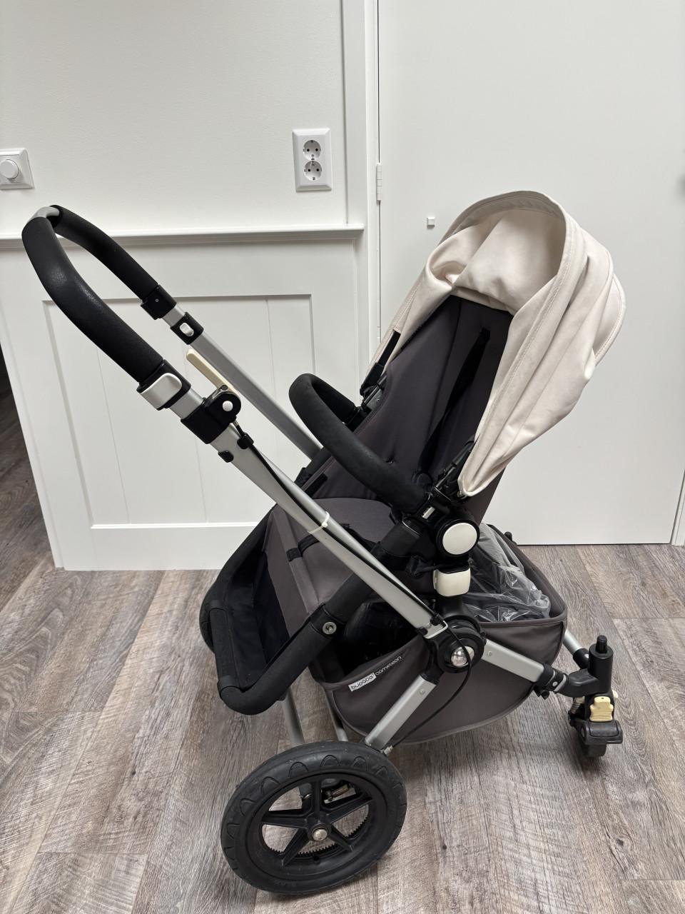 Nette bugaboo (baby- en kinderwagen)