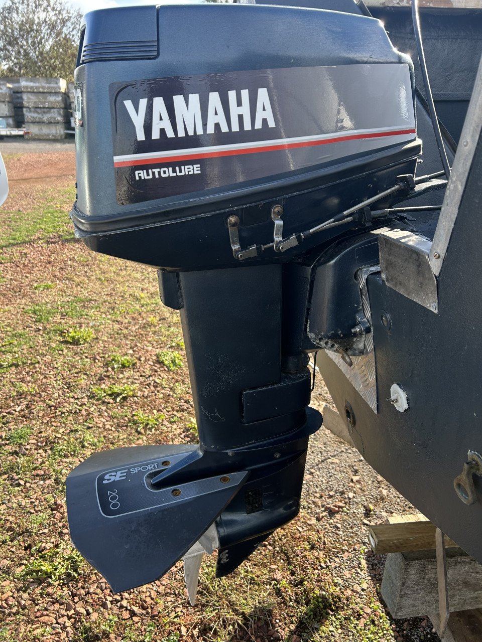 Kajuitboot Yamaha 20 PK met wat werk