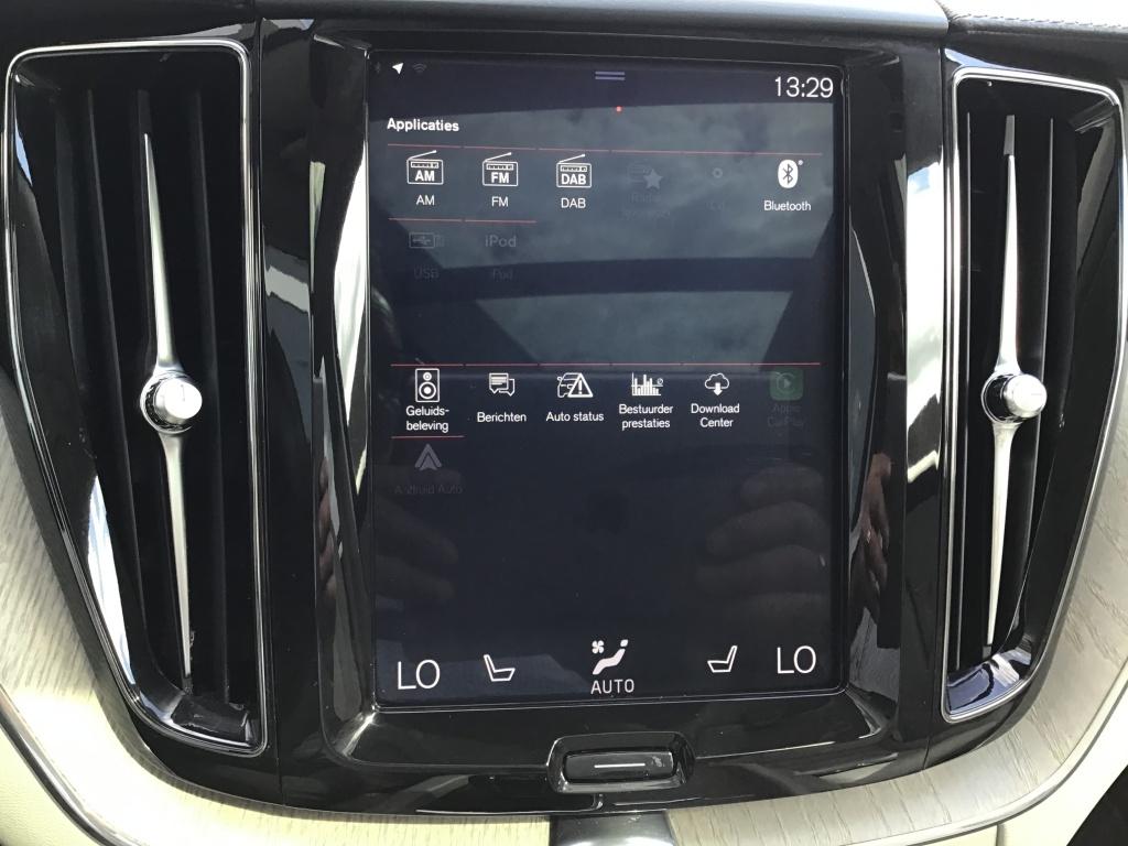 Volvo XC60 2.0 t5 awd inscription luxury luchtvering