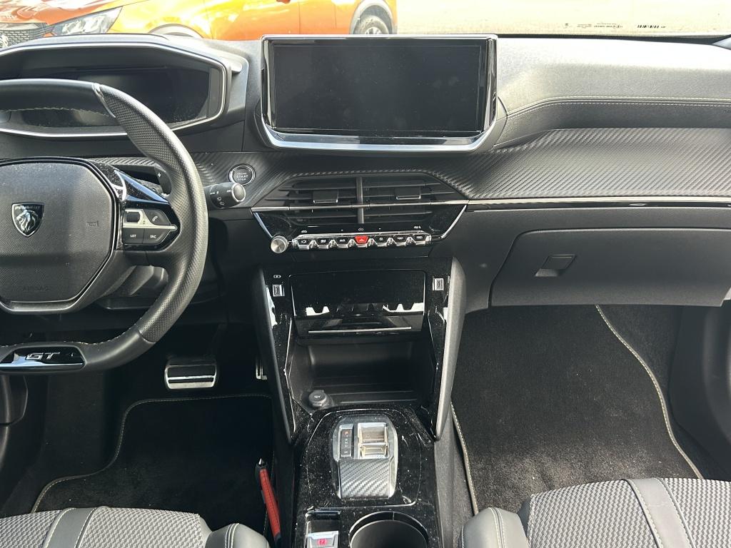 Peugeot 2008 1.2 puretech 130pk gt | navigatie | bt | applecarplay & androi