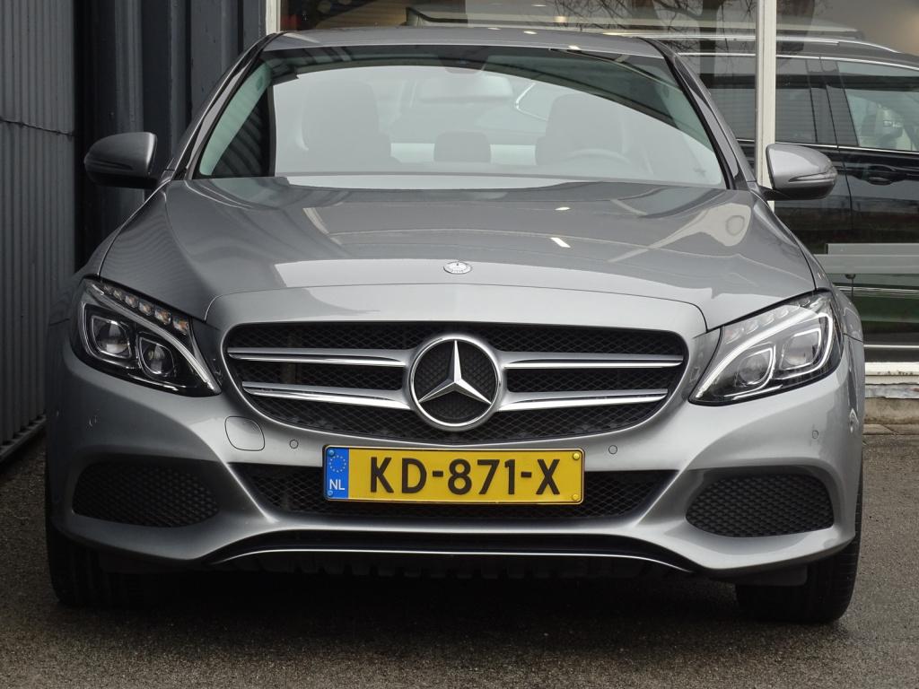 Mercedes-Benz C-Klasse 180 lease edition | led | camera | stoelverwarming