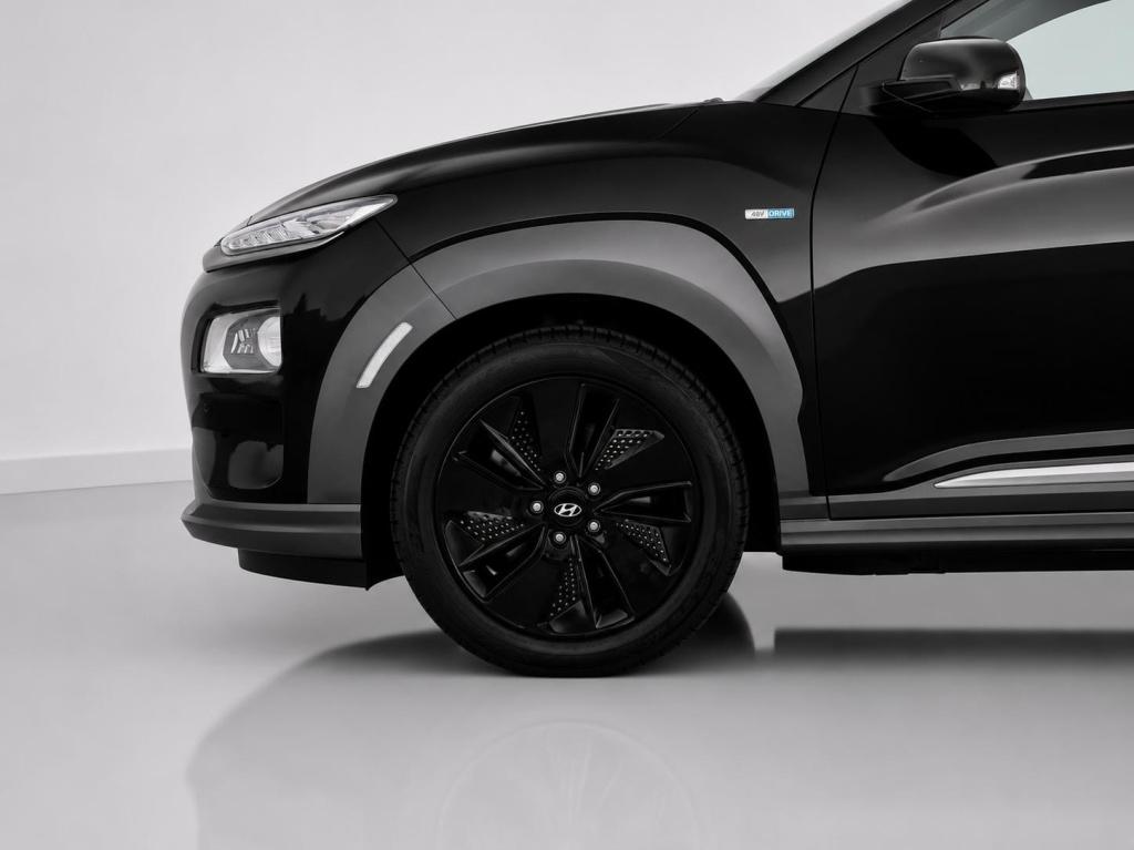 Hyundai Kona ev premium 64 kwh black edition soh 96,4% + schuif-/kanteldak!