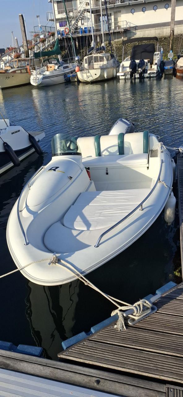 Quicksilver 425 inclusief trailer