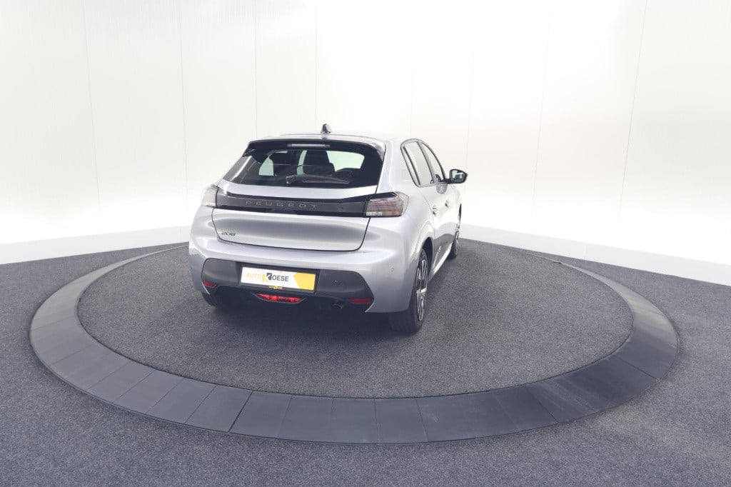 Peugeot 208 puretech 100 active | parkeersensoren | navigatie | apple carpl