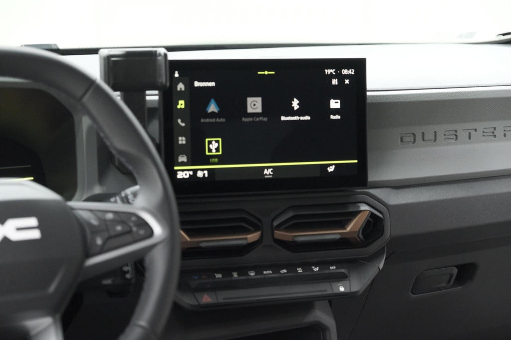 Dacia Duster tce 130 mild hybrid extreme | camera | apple carplay | automat
