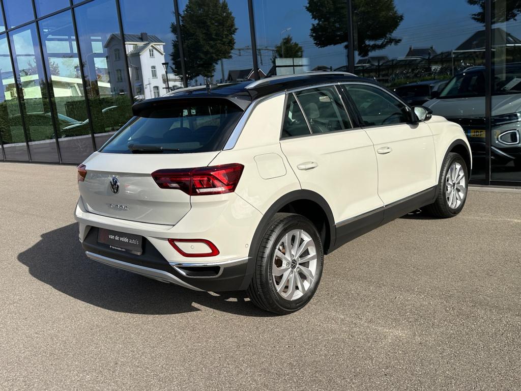 Volkswagen T-roc 1.5 tsi 150pk dsg style carplay | camera | keyless | elek.