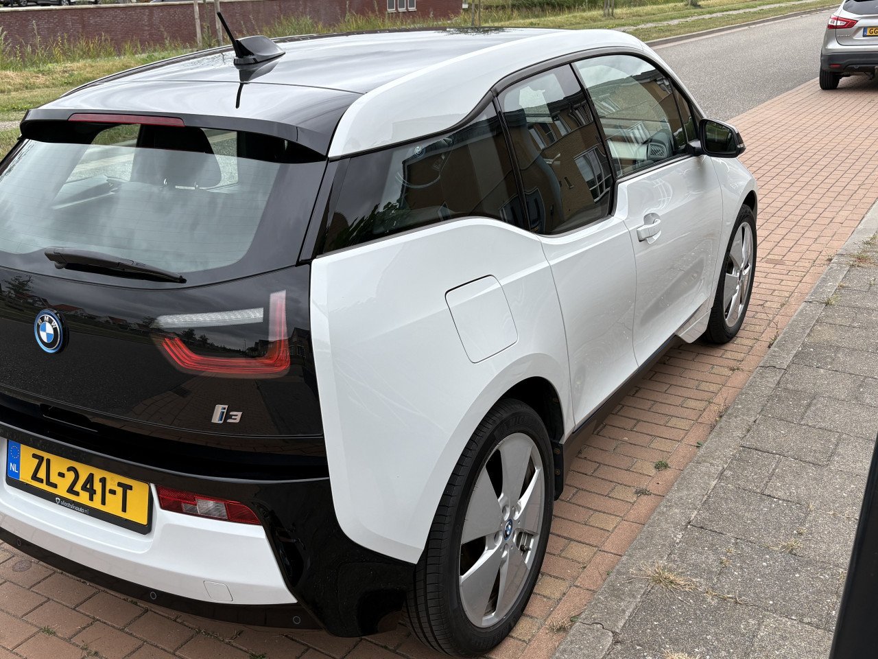 BMW i3 Basis Comfort Advance 22kWh