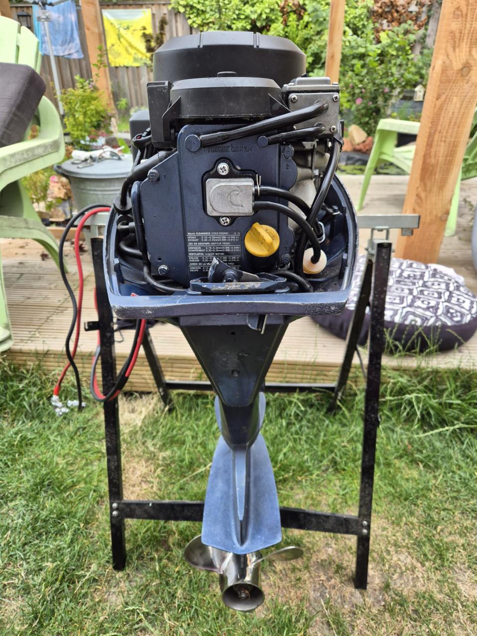 Yamaha 9.9  4 takt. buitenboordmotor met electrische start, kort staart.
