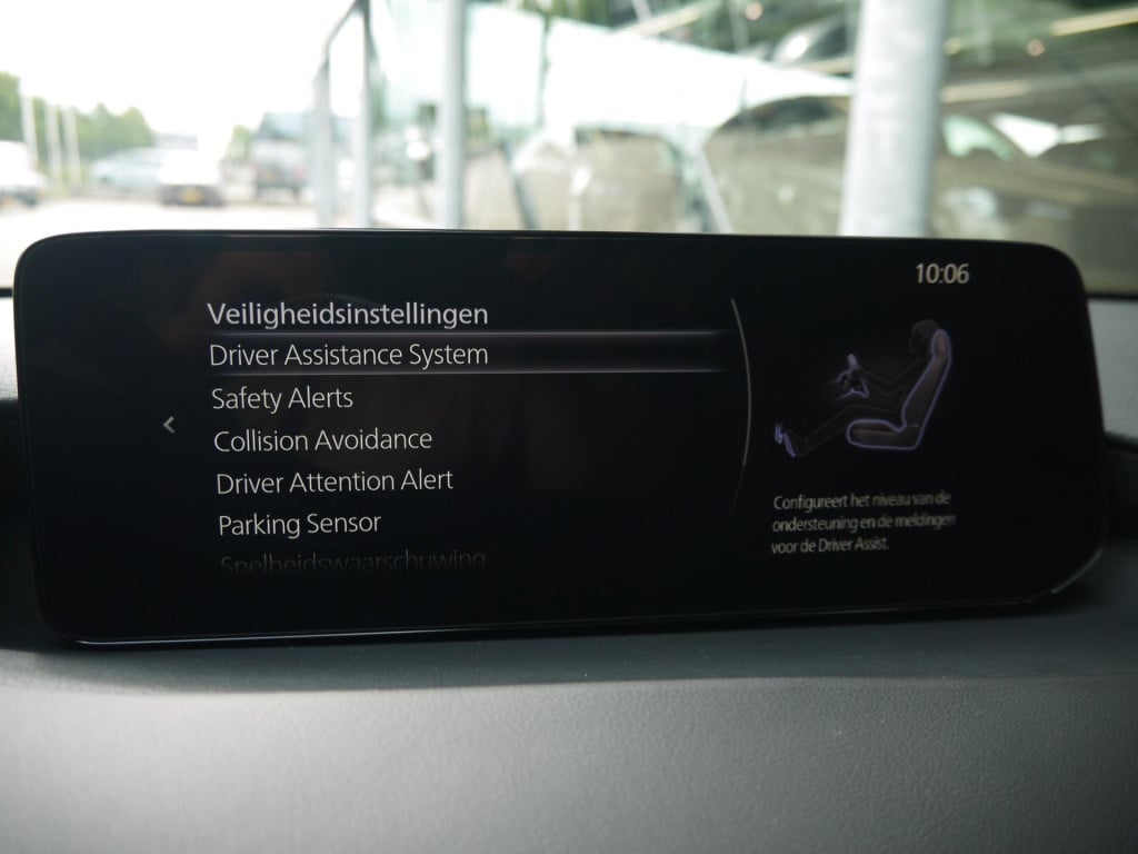 Mazda 3 2.5 e-skyactiv-g m hybrid 140 homura