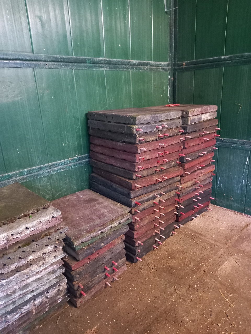 Rubbertegels/ stalmat