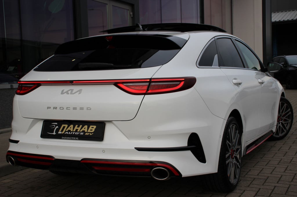Kia Proceed 1.6 t-gdi gt | direct leverbaar | 204pk | panoramadak