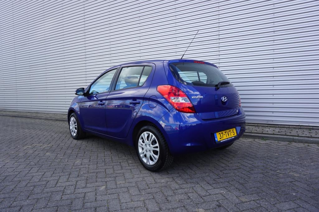 Hyundai I 20 1.2i plus climate / elektr. ramen / nap